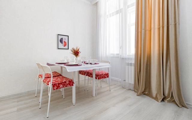 Dlya Bolshoy Kompanii Ryadom S Ekspo Apartments