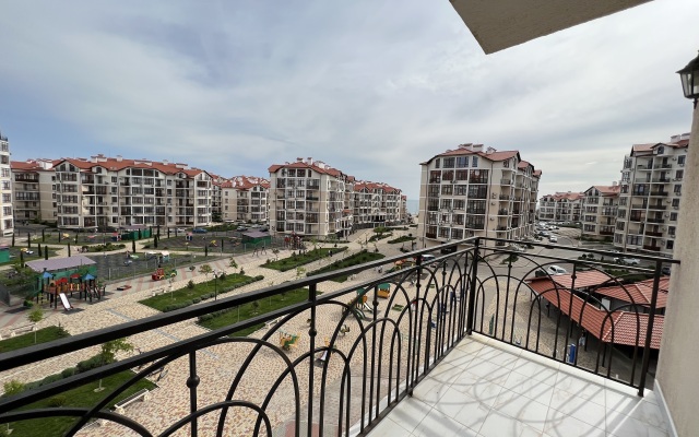 Квартира двухкомнатная Крымская 22/12