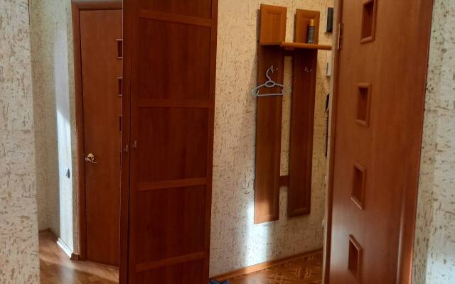 Апартаменты Like Home Богдана Хмельницкого 1