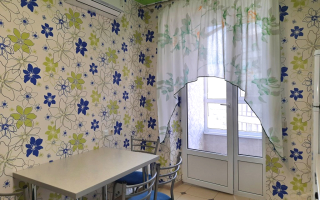 Апартаменты на Леонида Лаврова