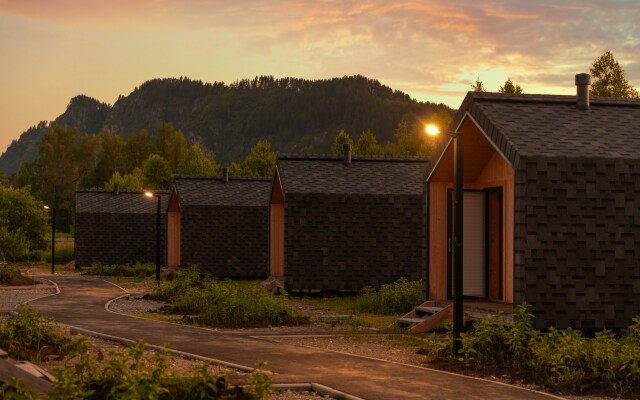 Biryuza Altaya Recreation Camp