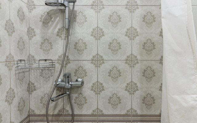 Квартира на Леселидзе 10