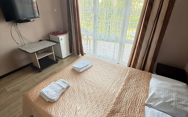 Kameya Guest house