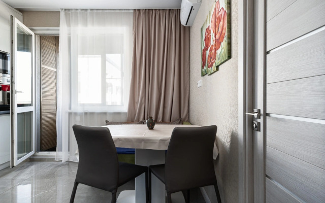 Apartamenty S Balkonom Best Flat Tayninskaya 9