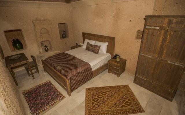 Helike Cave Suites