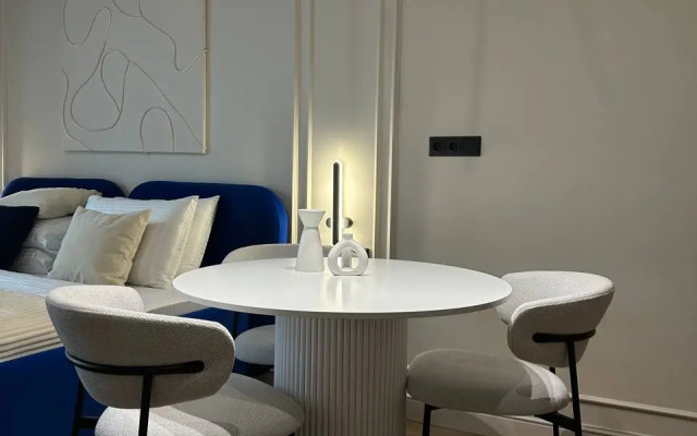 Dockland Apartments