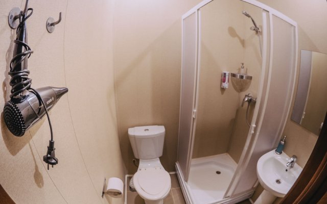 Mini Hotel Kashirskiy - Hostel
