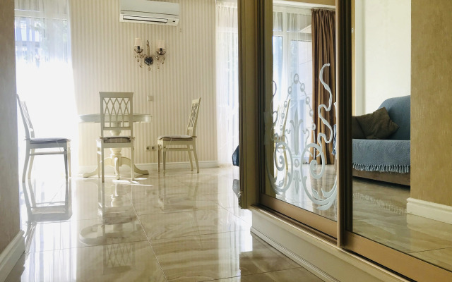 Krasivaya V Tsentre Adlera Flat