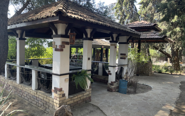 Hotel Akvani