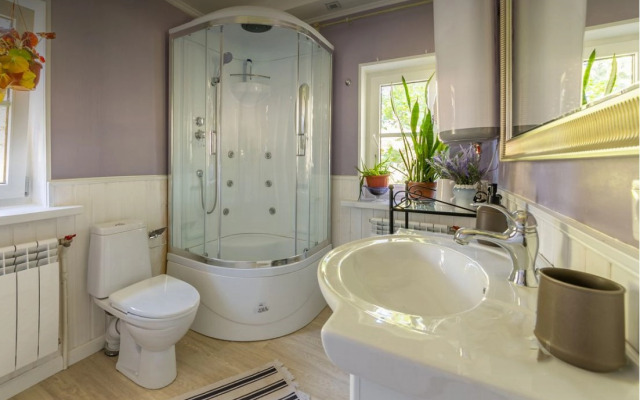 Частный дом 8-к 250 м²