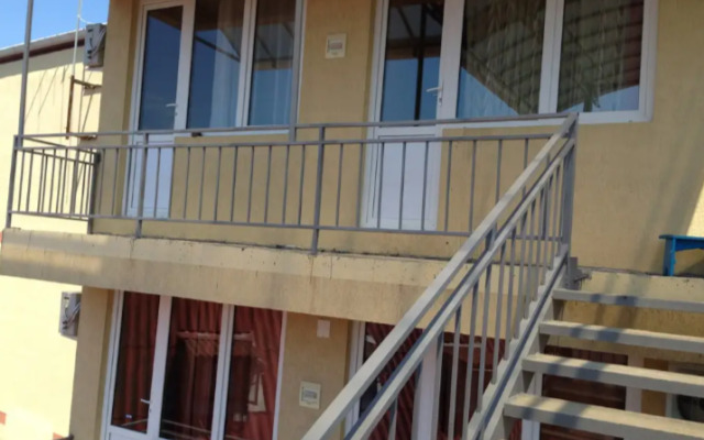 U Serezhi Guest House