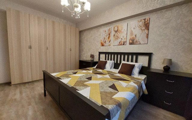 Sutkiru V Kurortnoy Zone Flat