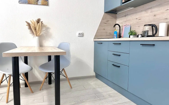 Апартаменты EasyGuest с лоджией в ЖК Стрижи