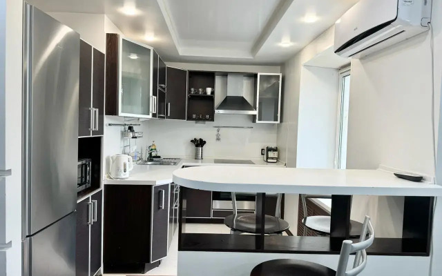 Апартаменты VLadhome24 Океанский проспект 100