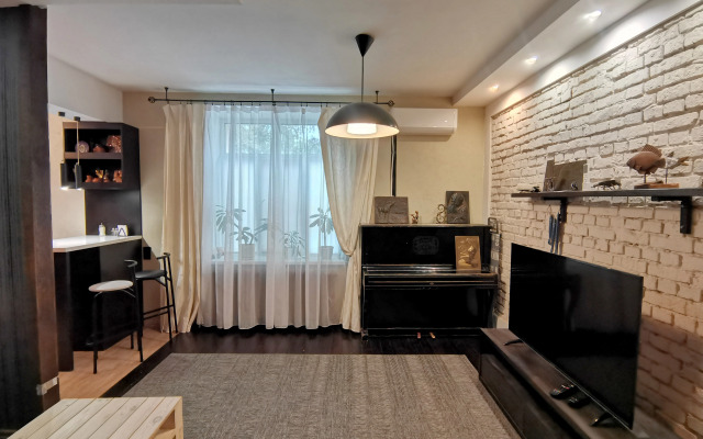 Simple Flat Apartments