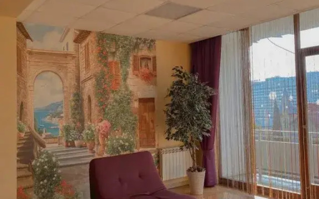 Svetlana-Tsentr u morya s vidom na sad magnoliy Apartaments