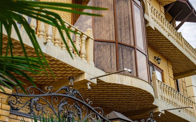 Zolotaya Podkova Guest House