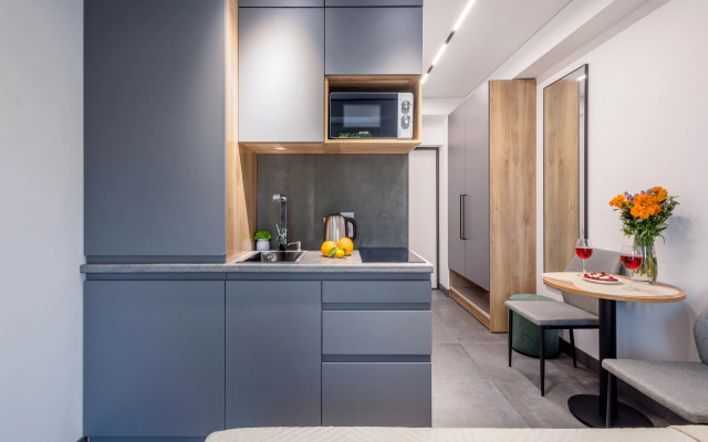 Квартира с бассейном на территории МореСолнцеАпарт 4