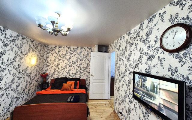 V Tsentre Na Ul Tsentralnaya Flat