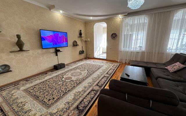 Bujnakskiy park Apartments