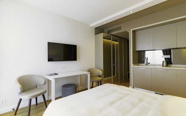 Alliance Palace by Grand City Apartment Hotel