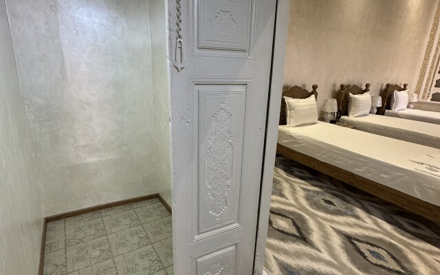 Tapchan House Guest House