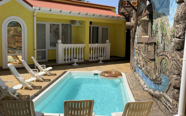 Отель Роман