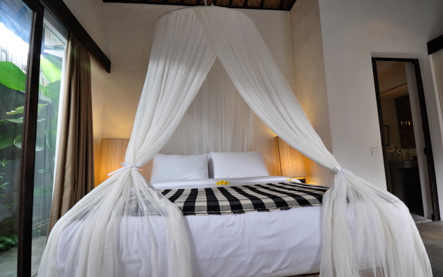 Authentic 2BR Villa in Seminyak