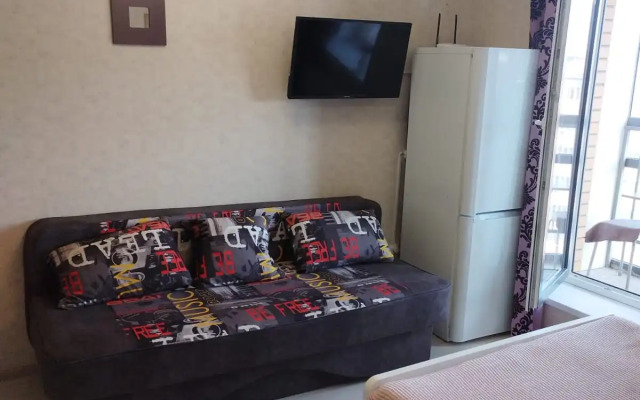 Апартаменты Студия на 16 этаже с большой лоджией в Мурино