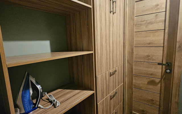 Apartamenty Avrora na Mikhalitsyna 1. 10 etazh