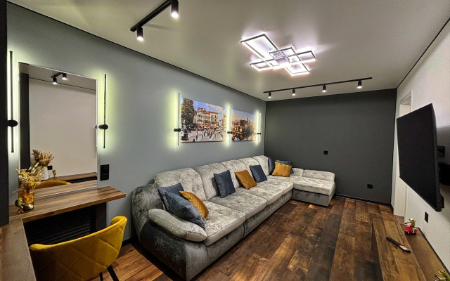 Апартаменты Amber Oktyabrskaya