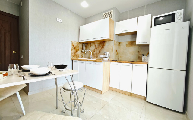 Odnushka U Metro Kozyya Sloboda Apartments