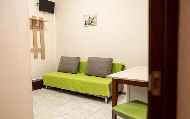 Lucky-House Guest house