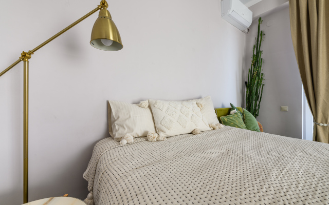 Oplot - Dvuhkomnatnye s krugovym balkonom 5 Apartments