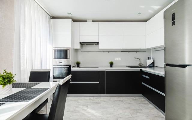 Vozle ZhD vokzala Flat