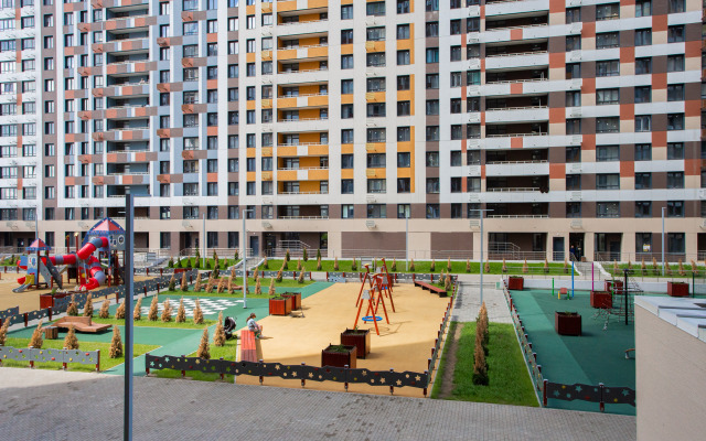 Na Bulʹvare  Eynshteyna 3 Apartments