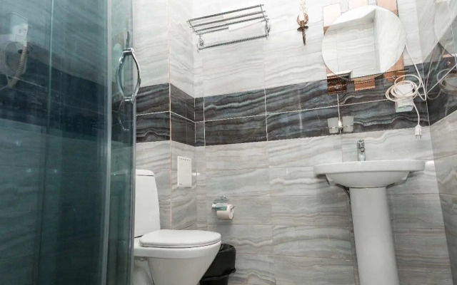 Отель Надежда