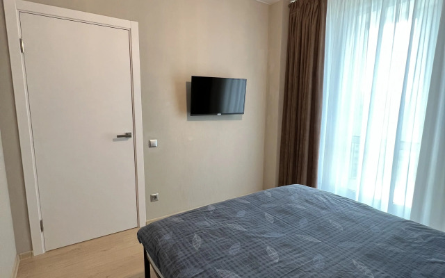 Квартира 1-ком в новом доме посуточно