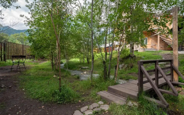 Отель Дом у реки