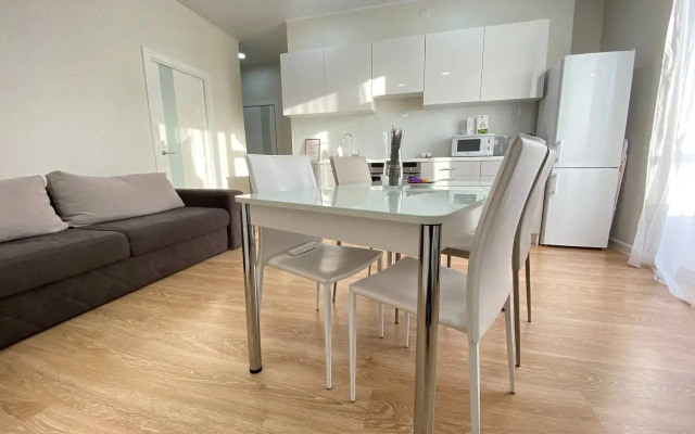 Квартира Поделам Светлая рядом с Radisson Blu