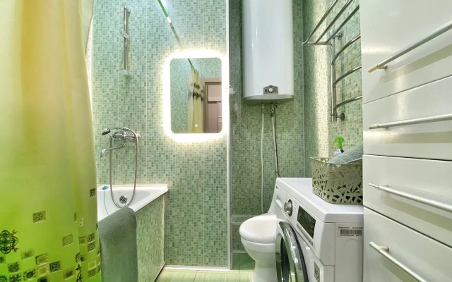 Квартира Студия на Александра Усольцева 15