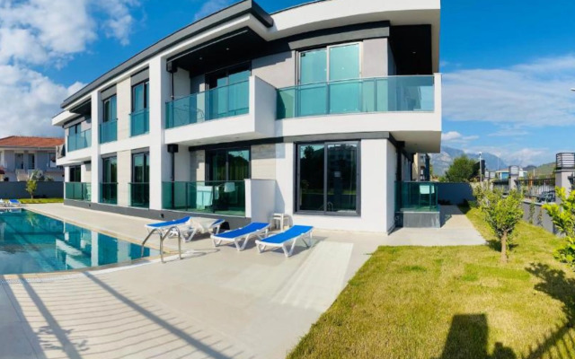 Отель Istanbul Beach Sweet Home