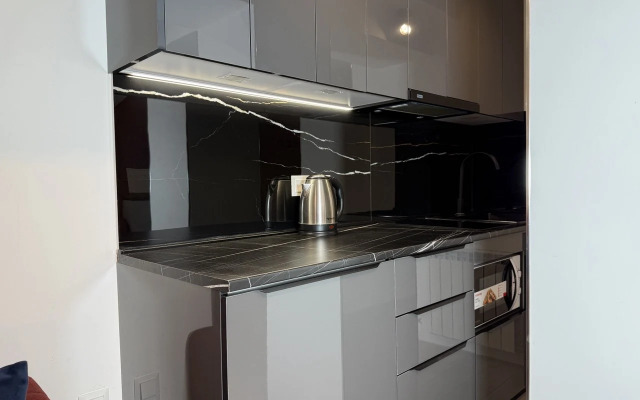 Tiny Modern Home In 1st Floor, Saryan Apartments