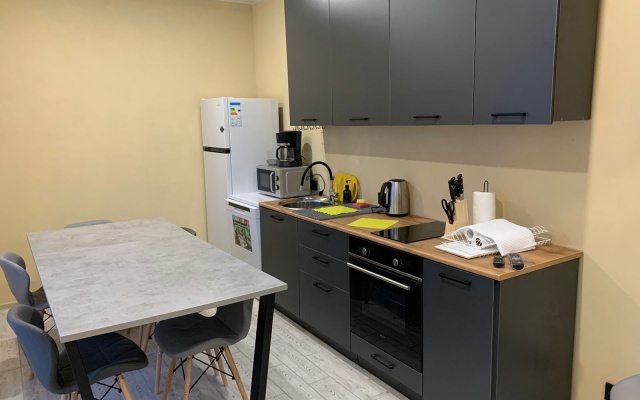 Частный Дом Титан Грей коттедж с 5ю спальнями и сауной