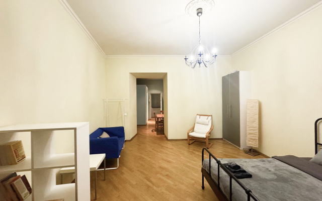 Studiya V Tsentre Flat