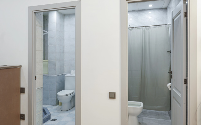 Best Way Hostel