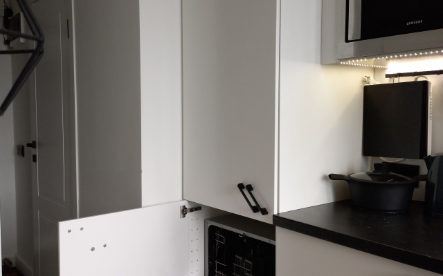 Апартаменты с сюрреалистическим портретом на Вернадке