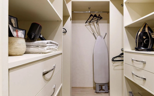 Апартаменты на улице Селезнёва 4/13к2