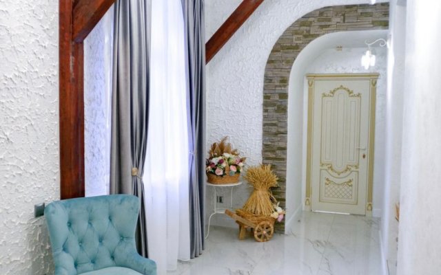 Silver House Mini Hotel