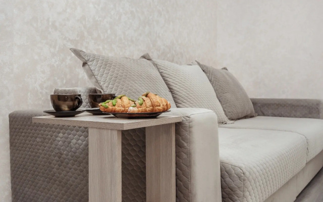 Dvukhkomnatnaya S Balkonom I Vidom Na More Flat